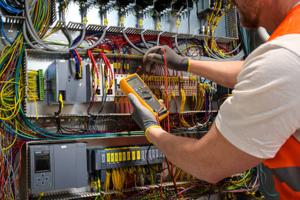  Claude, TX Electrician Pros